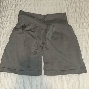 nvgtn shorts